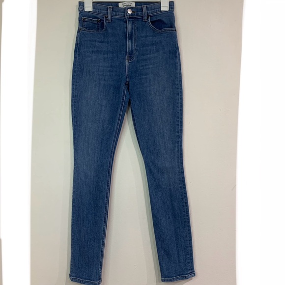 Reformation Jeans Womens Size 26 High & Skinny In Darwin Wash Organic cotton - Picture 2 of 16